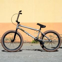 BMX CUSTOM SUBROSA X KINK XL 21" -Magura Soldes bmx custom subrosa x kink xl 21 3